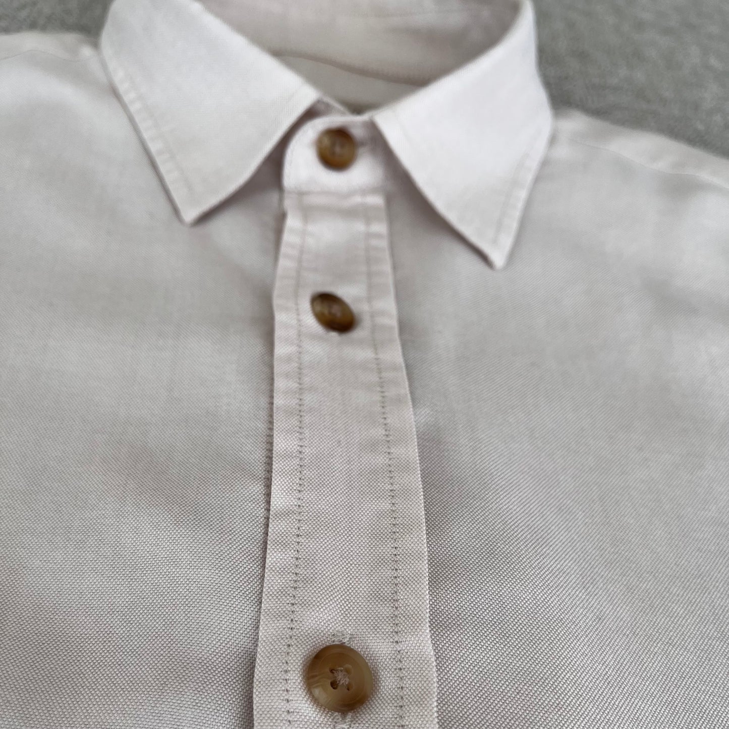SHORT-SLEEVED TENCEL - Light beige
