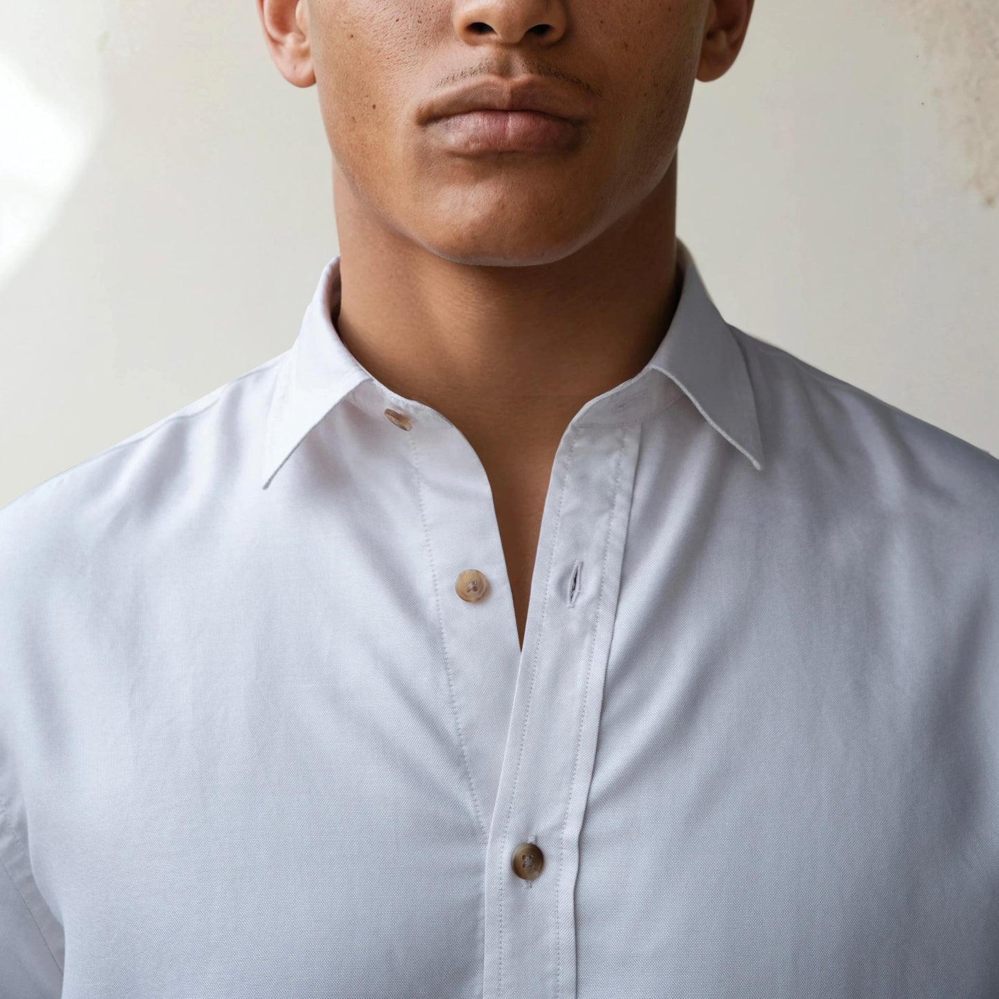 SHORT-SLEEVED TENCEL - Light beige