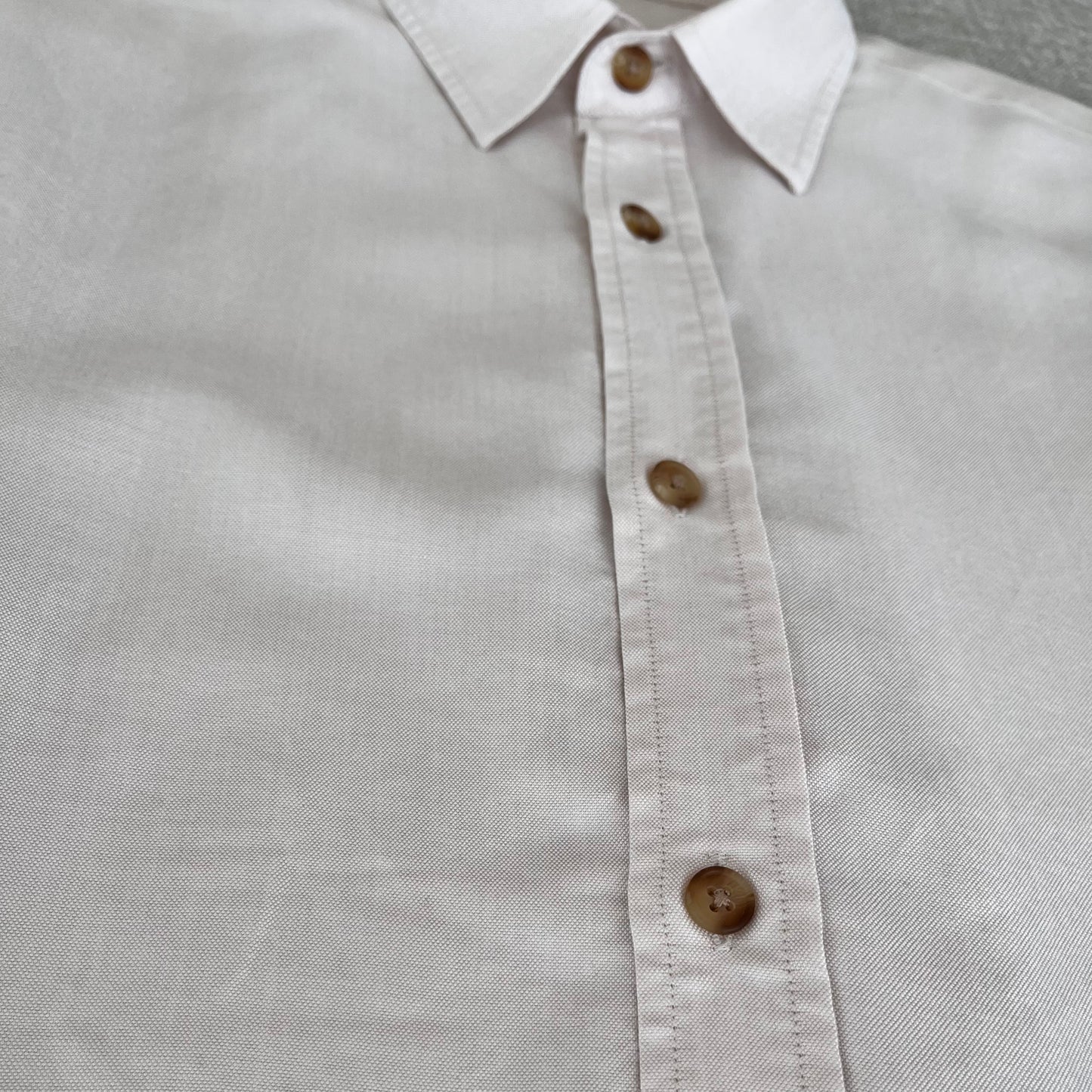 SHORT-SLEEVED TENCEL - Light beige